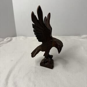 BEAUTIFUL HAND CARVED IRONWOOD EAGLE STATUE/SCULPTURE/ Vintage Great Detail